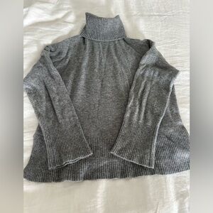 Women’s grey J.Crew merino wool turtleneck sweater